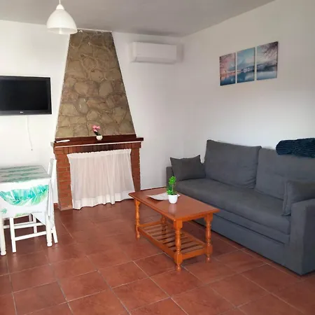 Apartment Adelfas *